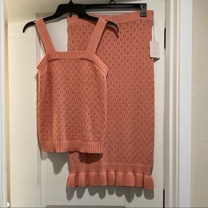 Selling as a set: peach M sweater skirt w/S tank.
